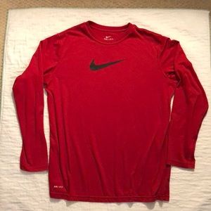 NIKE Dri-Fit Boys XL Long Sleeve T